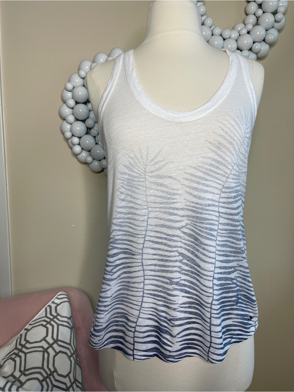A/X Armani Exchange White Tank Top with Light Gray Palm Print